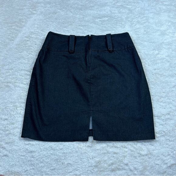 Maurices black pinstripe mini skirt, size 7 or 8 - Picture 2 of 7